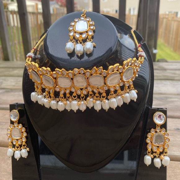 Gold Plated choker necklace set - Picture 3 of 14